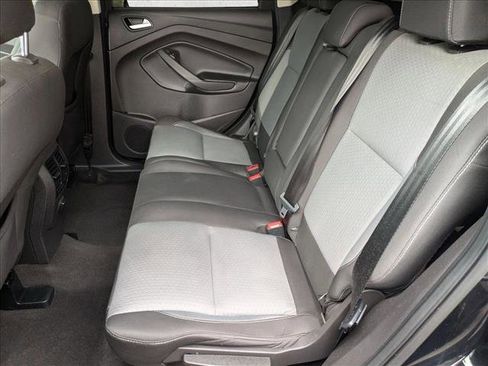 Used 2018 Ford Escape SE image 20