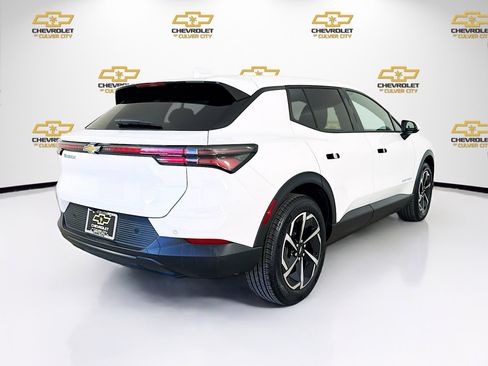 Used 2025 Chevrolet Equinox EV LT image 7