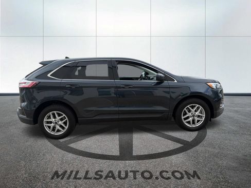Used 2022 Ford Edge SEL w/ Convenience Package AWD/4WD image 3