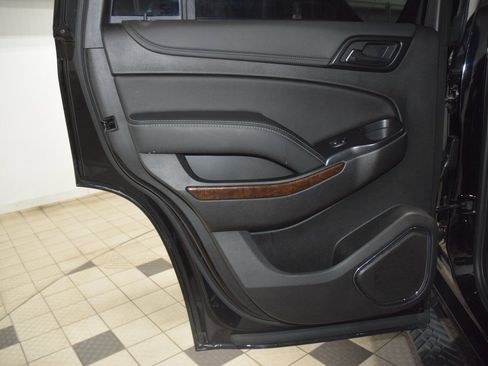 Used 2020 Chevrolet Tahoe LS w/ Enhanced Driver Alert Package image 42