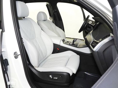 Certified 2023 BMW X5 xDrive45e image 18