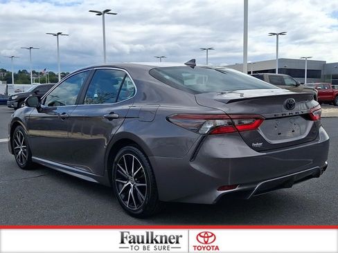 Certified 2023 Toyota Camry SE w/ Cold Weather Package FWD image 4