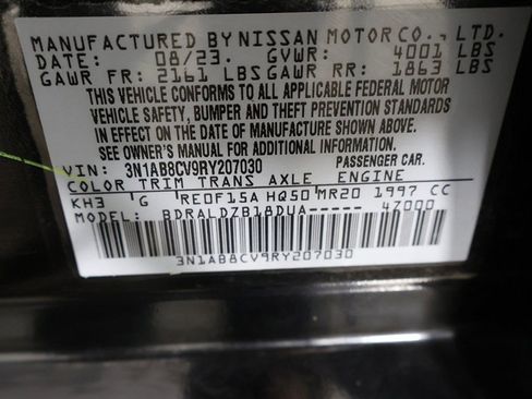 Used 2024 Nissan Sentra SV image 41