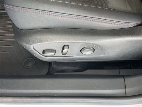 Certified 2025 Chevrolet Blazer EV RS image 22