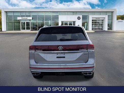 Used 2025 Volkswagen Atlas SEL Premium R-Line AWD/4WD image 7