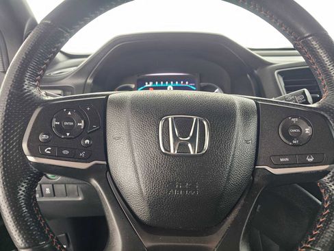 Used 2022 Honda Pilot TrailSport image 24