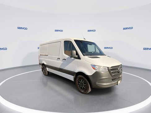 Used 2020 Mercedes-Benz Sprinter 2500 image 2