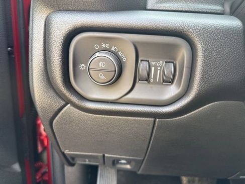 New 2026 RAM 2500 Laramie AWD/4WD image 11