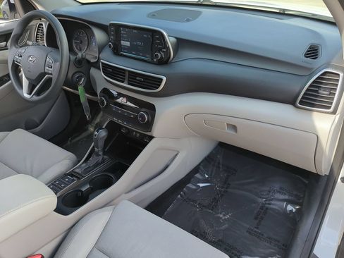 Used 2019 Hyundai Tucson SE AWD/4WD image 25