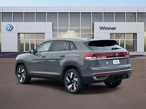 New 2026 Volkswagen Atlas Cross Sport SE image 3