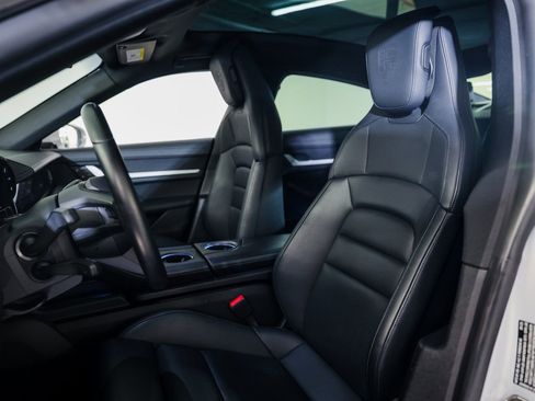 Used 2024 Porsche Taycan 4S image 5