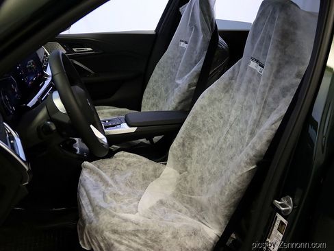 Used 2025 BMW X1 xDrive28i image 10