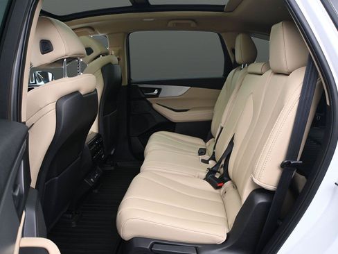 Certified 2025 Acura MDX SH-AWD image 11