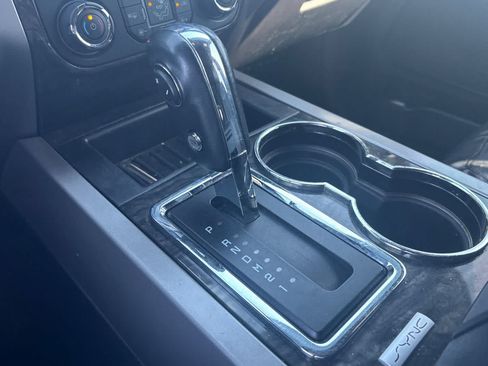 Used 2017 Ford Expedition Limited RWD image 24