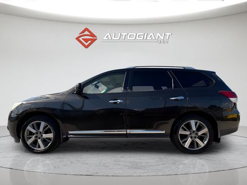 Used 2015 Nissan Pathfinder Platinum w/ Cargo Package FWD image 3