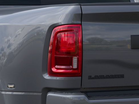 New 2026 RAM 3500 Laramie AWD/4WD image 10