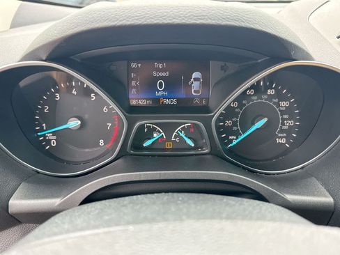 Used 2018 Ford Escape SE w/ SE Sync 3 Package FWD image 33