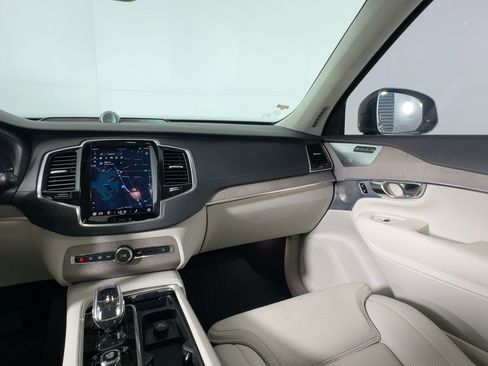 Used 2023 Volvo XC90 T8 Ultimate image 29