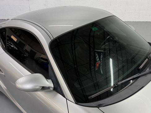Used 2006 Porsche Cayman S RWD image 5