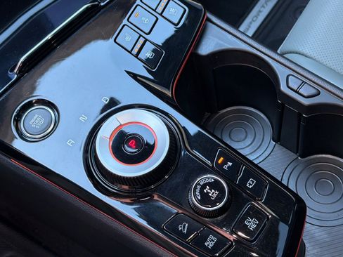 Certified 2025 Kia Sportage X-Line Prestige image 22