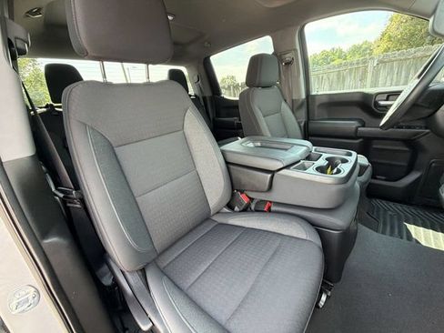 Used 2023 Chevrolet Silverado 1500 Custom AWD/4WD image 29
