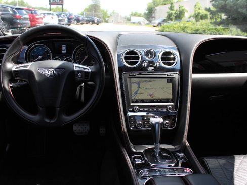 Used 2018 Bentley Flying Spur S V8 AWD/4WD image 23