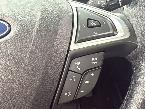 Used 2023 Ford Edge SEL w/ Convenience Package image 17