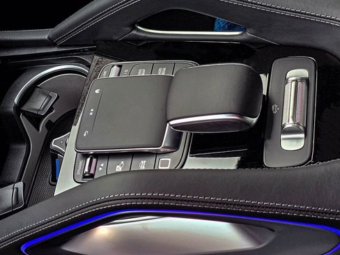 New 2026 Mercedes-Benz GLE 53 AMG 4MATIC image 14