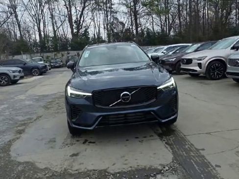 New 2026 Volvo XC60 T8 Ultra w/ Protection Package Premier image 3