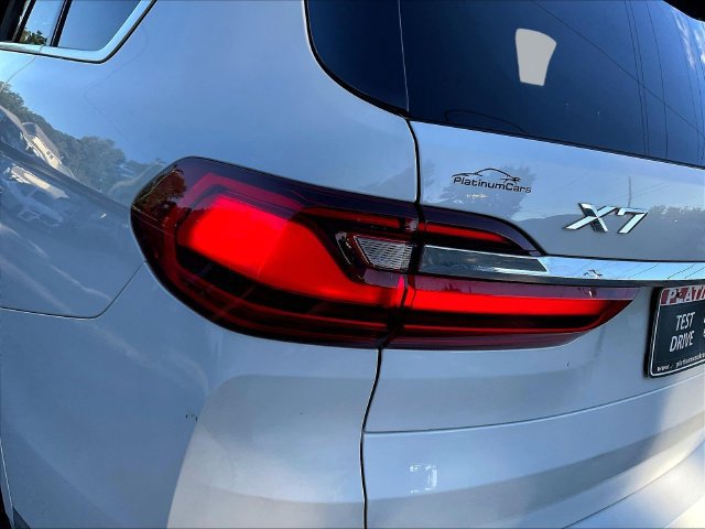 Used 2020 BMW X7 xDrive40i w/ Cold Weather Package AWD/4WD image 24