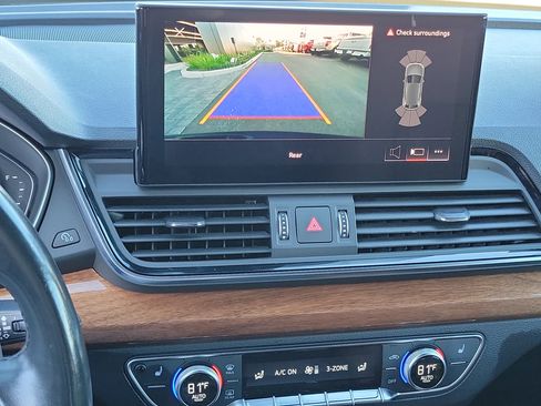 Used 2022 Audi Q5 2.0T Premium image 12