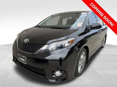 Used 2013 Toyota Sienna SE