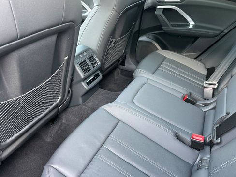 New 2025 Audi Q5 Premium Plus image 11