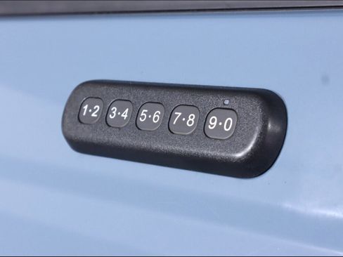 Used 2021 Ford Bronco First Edition AWD/4WD image 43