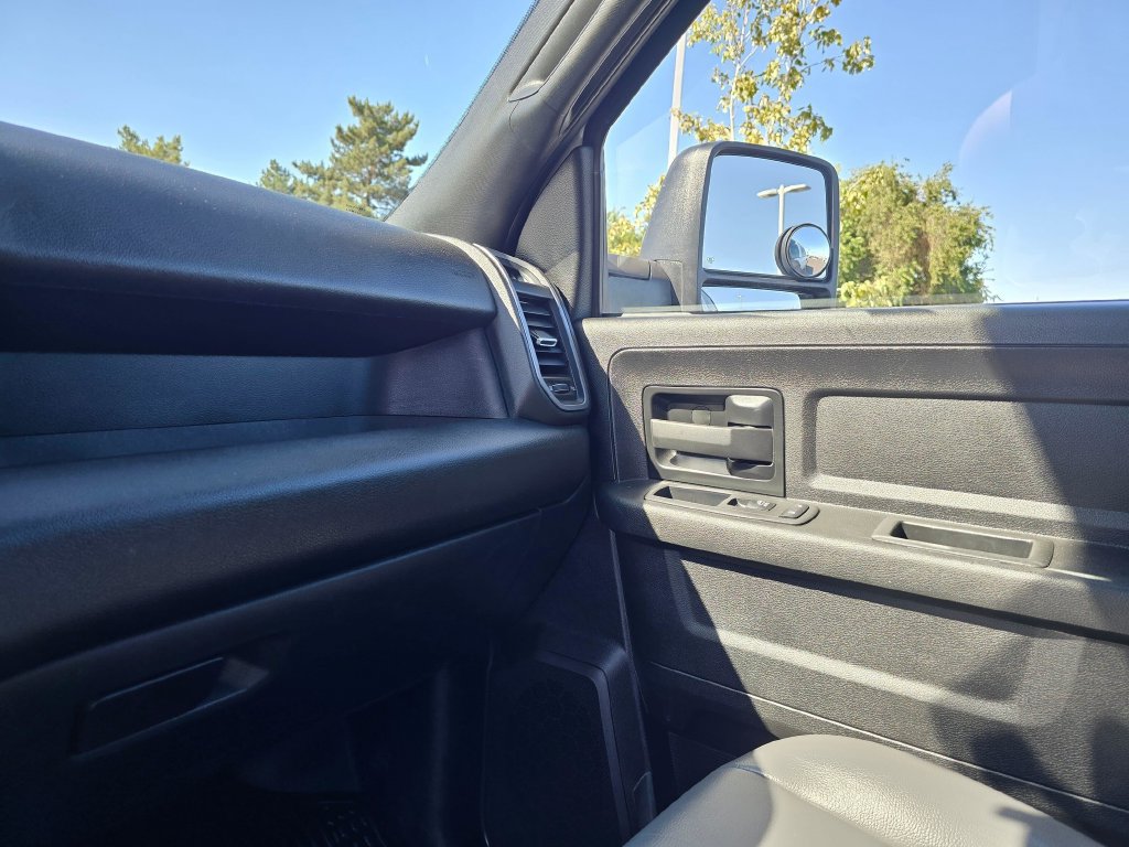 Used 2024 RAM 2500 Tradesman AWD/4WD image 26