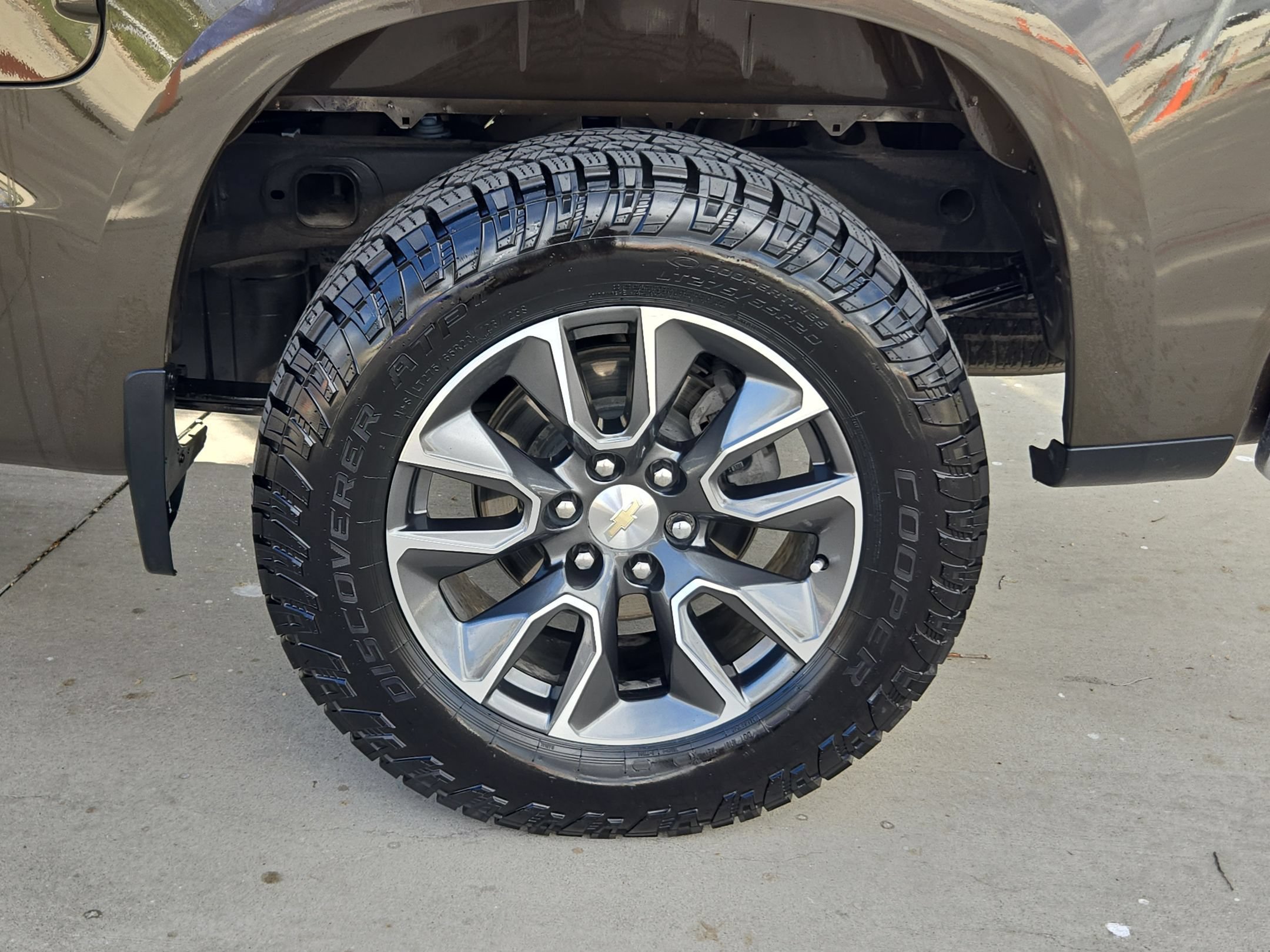 Certified 2023 Chevrolet Silverado 1500 LT AWD/4WD image 26