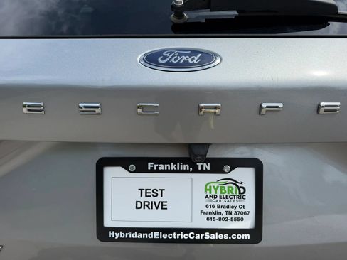 Used 2023 Ford Escape Active FWD image 3