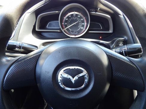 Used 2015 MAZDA MAZDA3 i SV image 21