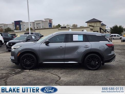 Used 2022 INFINITI QX60 Sensory w/ Cargo Package image 4