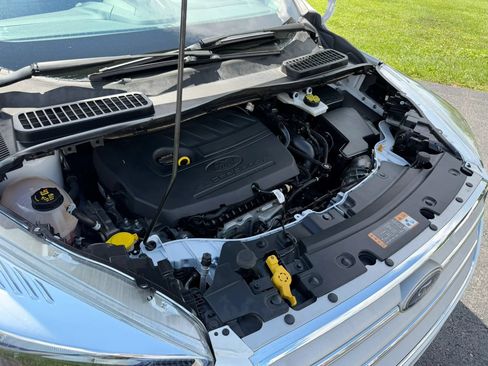 Used 2018 Ford Escape SE FWD image 53