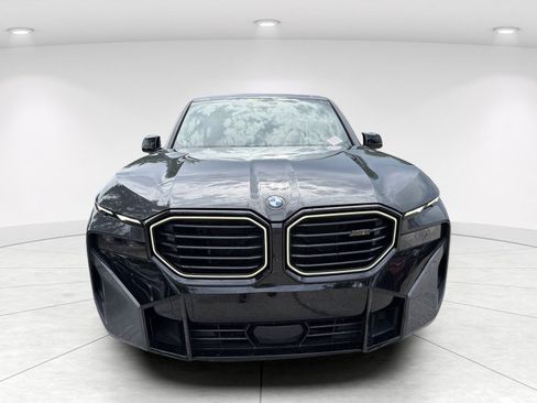 Used 2023 BMW XM AWD/4WD image 2