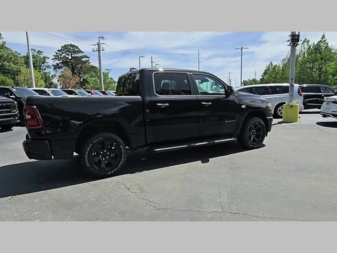 New 2026 RAM 1500 Express AWD/4WD image 32