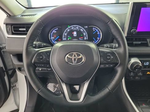 Used 2025 Toyota RAV4 XLE Premium w/ Weather Package AWD/4WD image 27