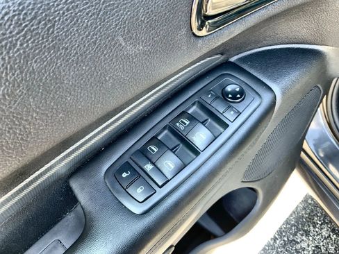 Used 2019 Dodge Durango GT AWD/4WD image 15