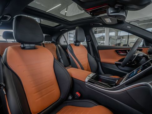 New 2026 Mercedes-Benz C 43 AMG 4MATIC Sedan image 29