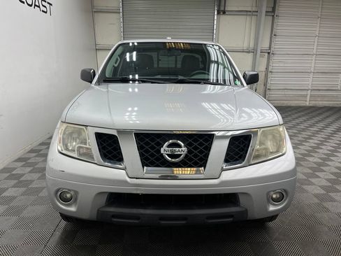 Used 2016 Nissan Frontier SV w/ SV Value Truck Package RWD image 4