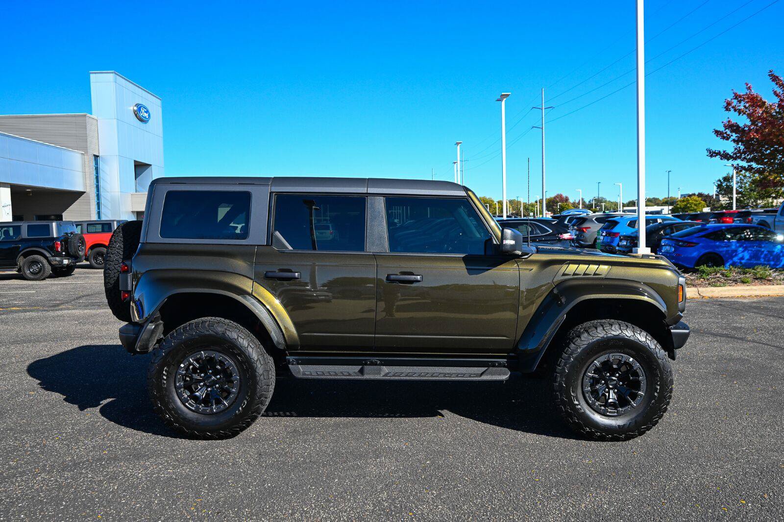 Used 2024 Ford Bronco Raptor w/ Interior Carbon Fiber Pack 6 AWD/4WD image 3