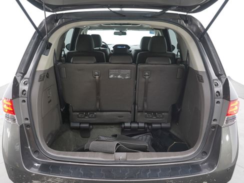 Used 2016 Honda Odyssey Touring image 18