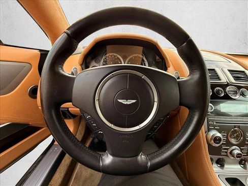 Used 2012 Aston Martin Rapide image 17