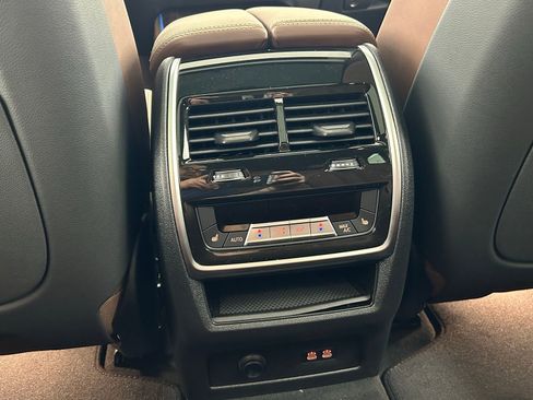 Used 2026 BMW X5 xDrive50e w/ Climate Comfort Package image 37